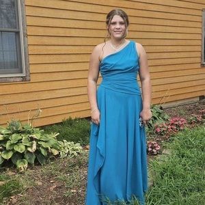 Meet your Posher, Annie